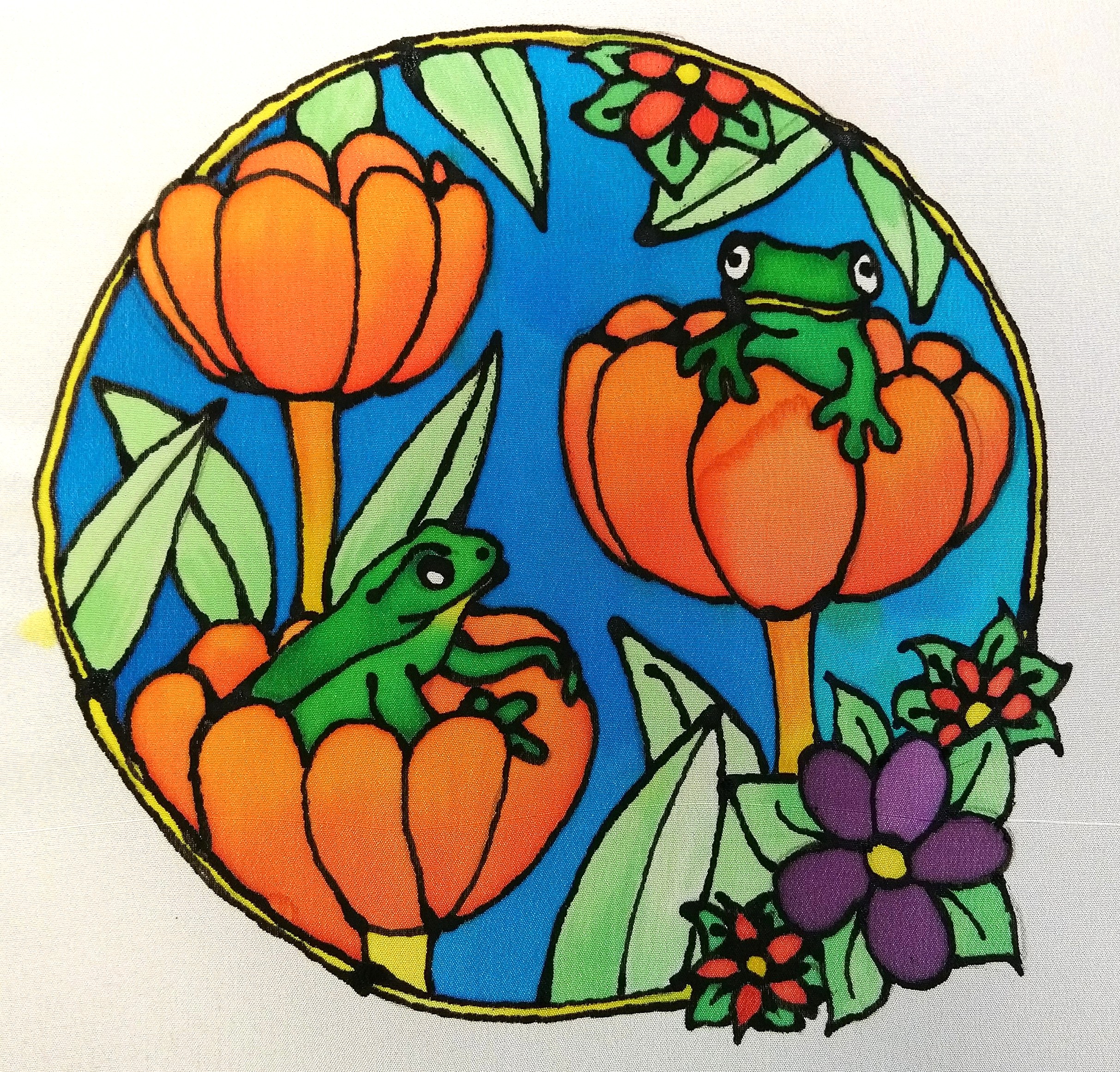peinture sur soie représentant deux petites grenouilles dans des fleurs